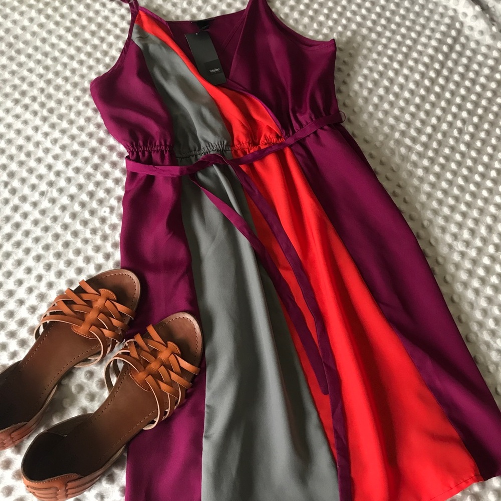 ⭐️❤️ Color-Block Mini Dress ❤️⭐️
